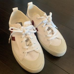Veja Canvas Sneakers!! Size 7!! Worn once